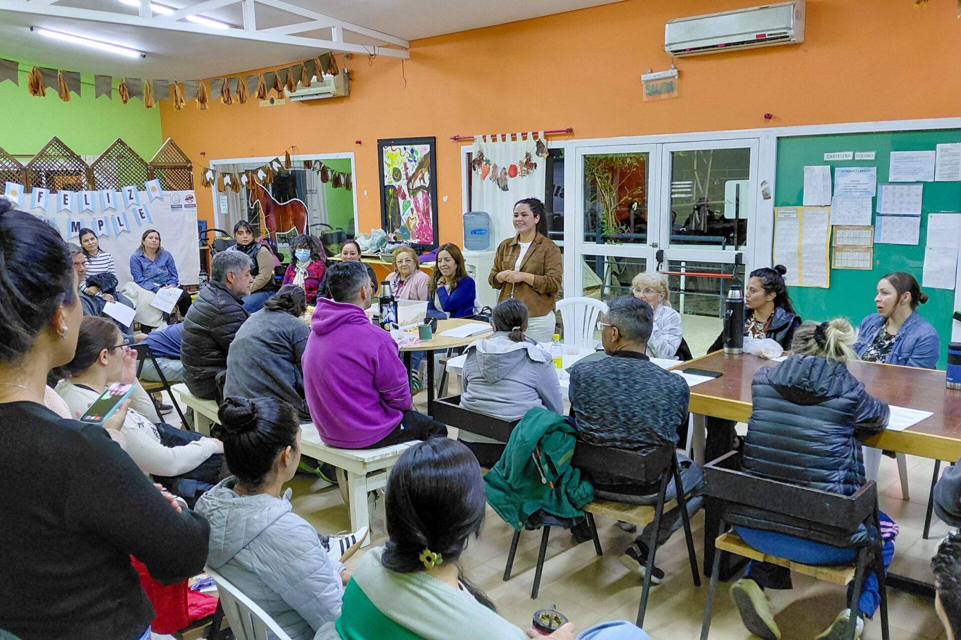 Participantes del 2º Encuentro de Equinotutores en la Escuela Provincial de Equinoterapia Terrazas del Portezuelo