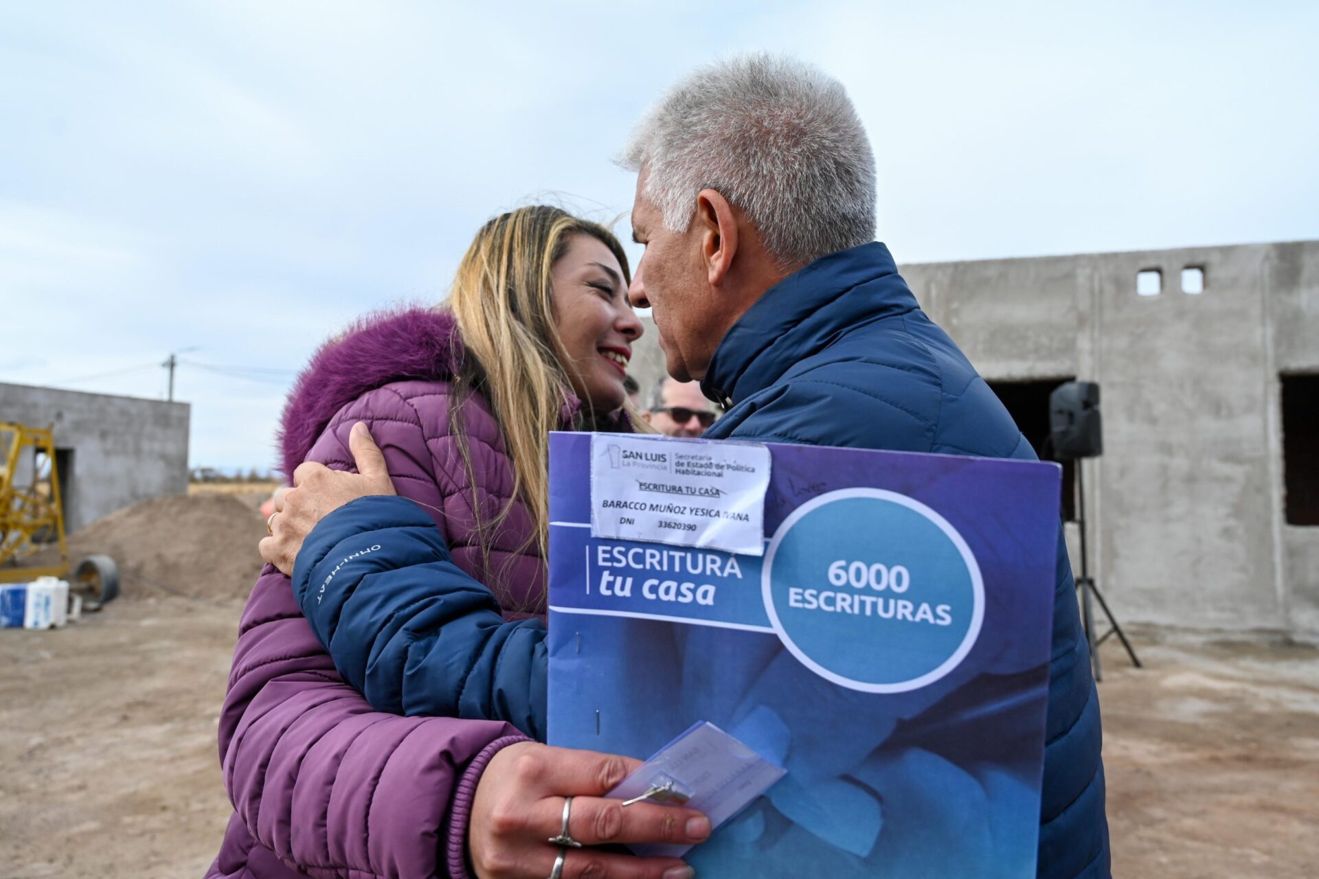 Entrega de escrituras en Naschel, San Luis